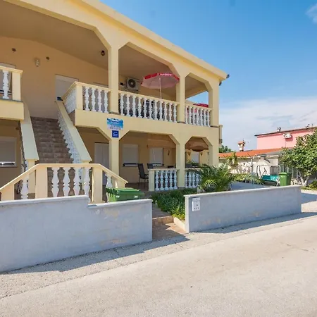 Delic Pejic Apartment Vir