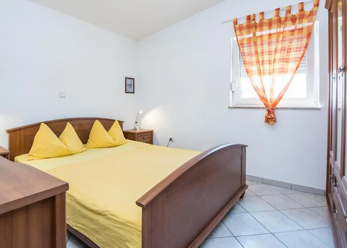 דירה Delic Pejic