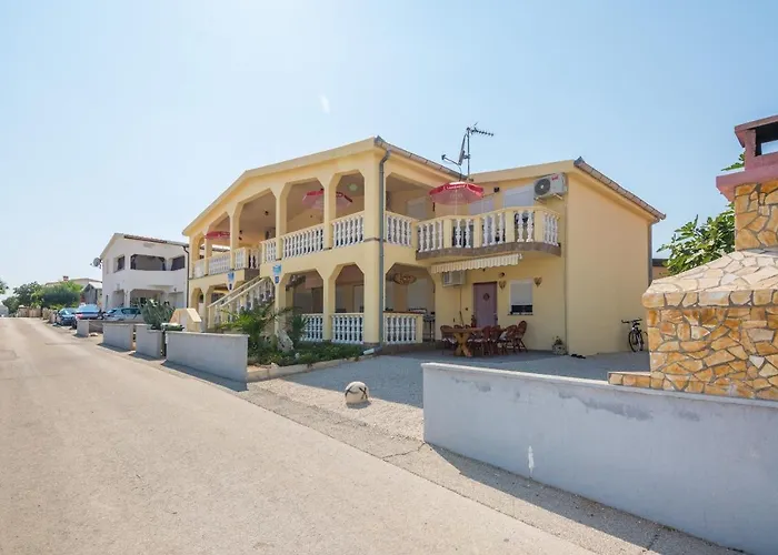 דירה Delic Pejic