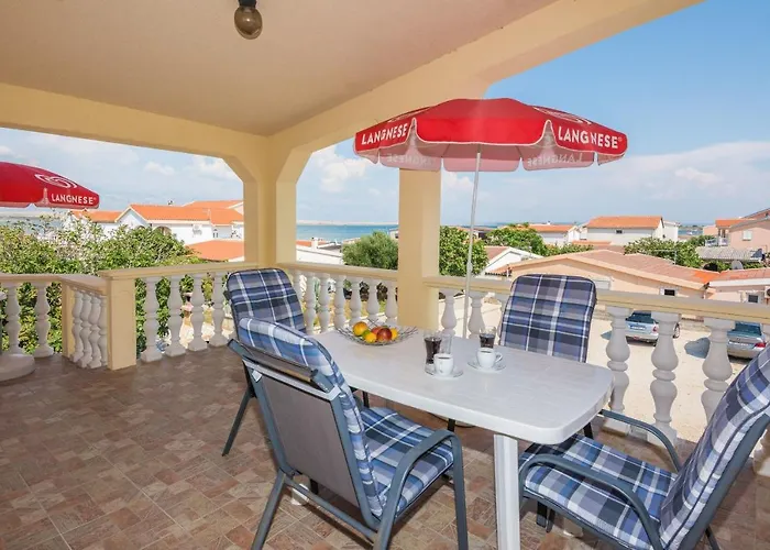 דירה Delic Pejic *