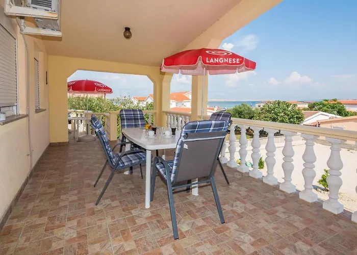 Delic Pejic דירה *