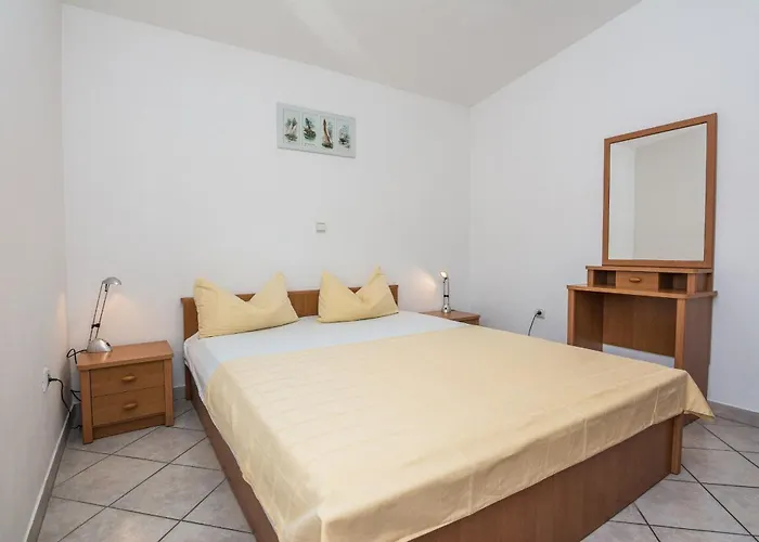 דירה Delic Pejic *